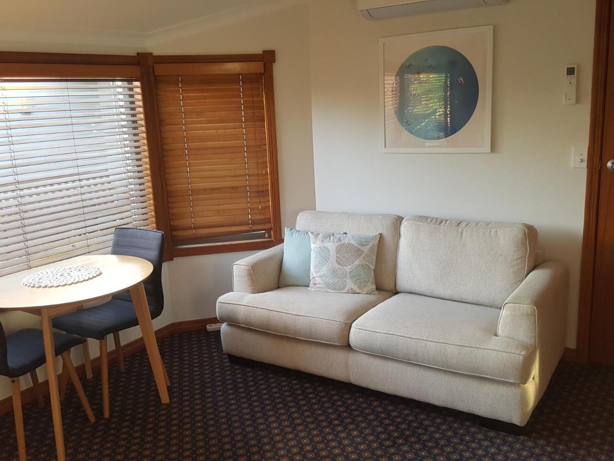 Above The River Karapiro Bed & Breakfast Dış mekan fotoğraf